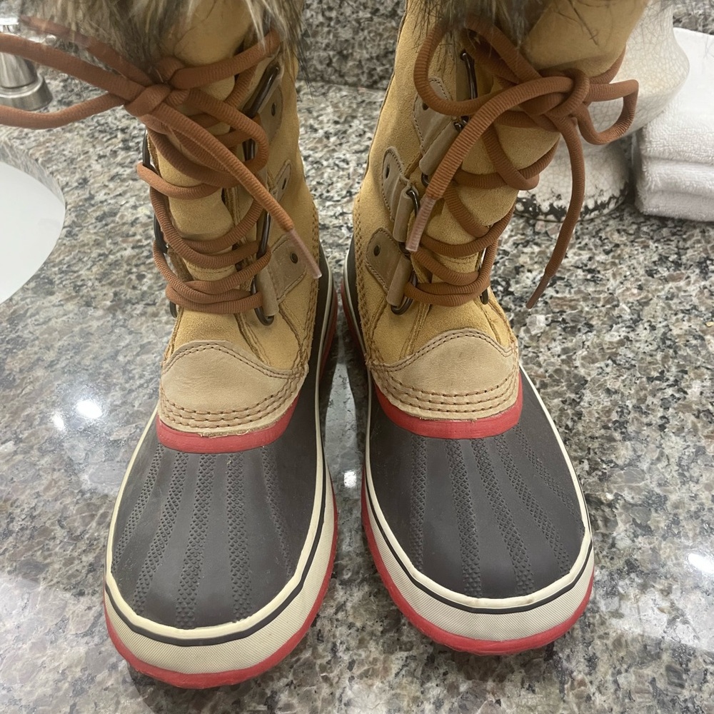 Sorel Boots -Joan of Arctic Tan